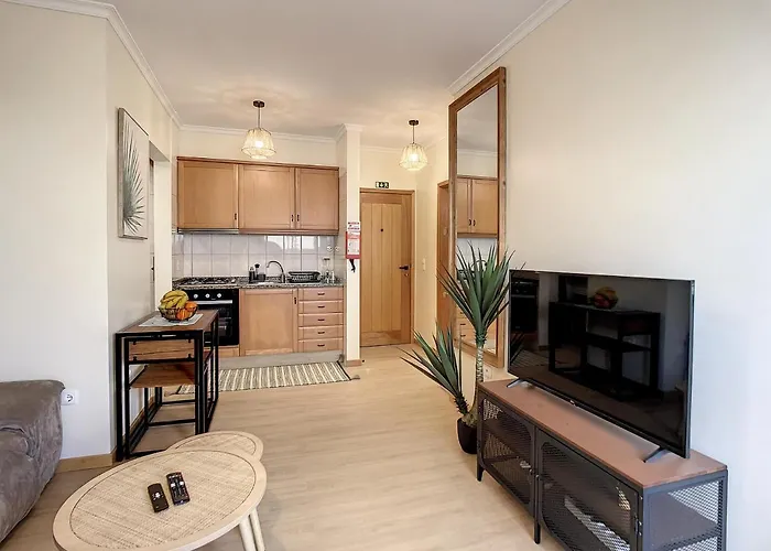 Sea & Mountain By Atlantic Porto Moniz